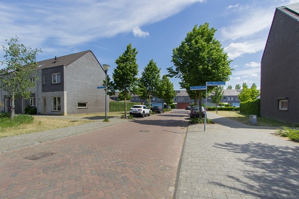 Medium property photo - Mgr. Bekkersstraat 18, 5146 DV Waalwijk